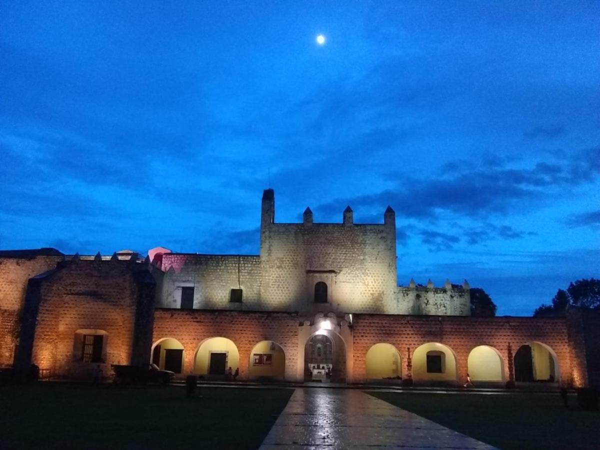 Departamento Sol Y Luna Valladolid  Ngoại thất bức ảnh